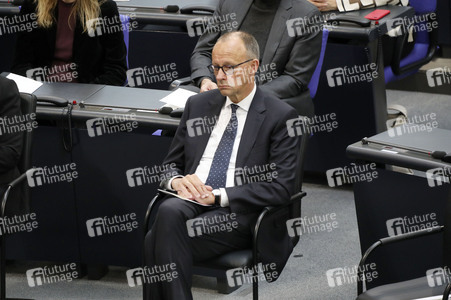 Gedenkstunde im Bundestag zum 80. Jahrestag des Endes des Zweiten Weltkrieges in Berlin