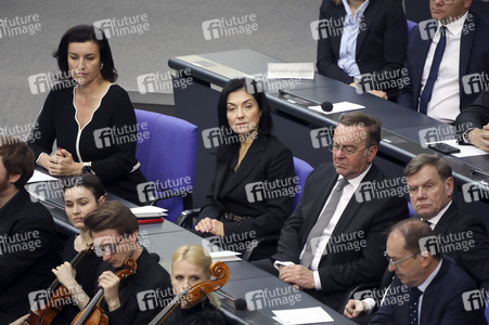 Gedenkstunde im Bundestag zum 80. Jahrestag des Endes des Zweiten Weltkrieges in Berlin