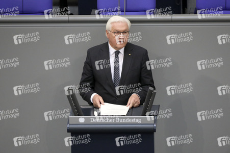 Gedenkstunde im Bundestag zum 80. Jahrestag des Endes des Zweiten Weltkrieges in Berlin