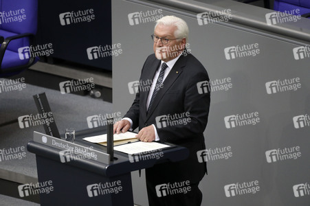 Gedenkstunde im Bundestag zum 80. Jahrestag des Endes des Zweiten Weltkrieges in Berlin