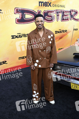 Serienpremiere 'Duster' in Universal City