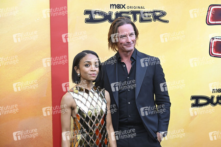 Serienpremiere 'Duster' in Universal City