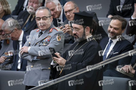 Gedenkstunde im Bundestag zum 80. Jahrestag des Endes des Zweiten Weltkrieges in Berlin