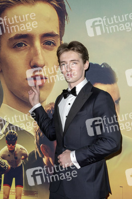 Filmpremiere 'Off the Line' in Los Angeles