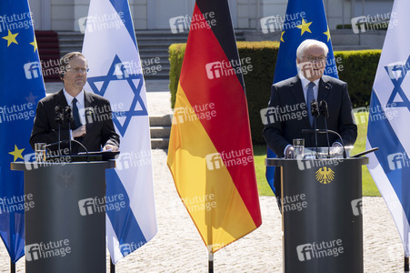 Gemeinsame Pressekonferenz von Frank-Walter Steinmeier und Isaak Herzog in Berlin