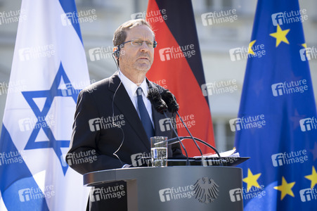 Gemeinsame Pressekonferenz von Frank-Walter Steinmeier und Isaak Herzog in Berlin