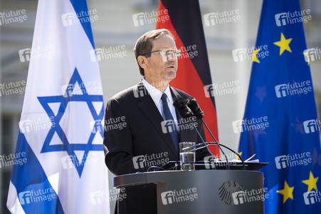 Gemeinsame Pressekonferenz von Frank-Walter Steinmeier und Isaak Herzog in Berlin