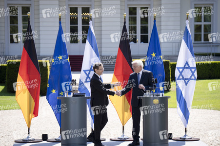 Gemeinsame Pressekonferenz von Frank-Walter Steinmeier und Isaak Herzog in Berlin