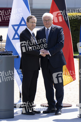 Gemeinsame Pressekonferenz von Frank-Walter Steinmeier und Isaak Herzog in Berlin