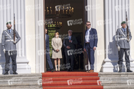 Begrüßung des israelischen Staatspräsidenten in Berlin