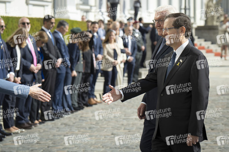 Begrüßung des israelischen Staatspräsidenten in Berlin
