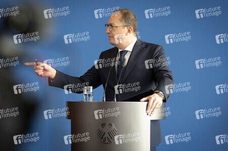 Pressekonferenz zum Verbot der Reichsbürger-Gruppe 'Königreich Deutschland' in Berlin