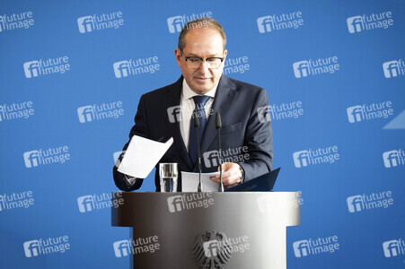 Pressekonferenz zum Verbot der Reichsbürger-Gruppe 'Königreich Deutschland' in Berlin