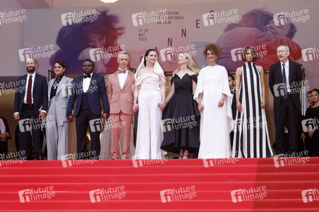 Festivaleröffnung mit Filmpremiere 'Partir un jour', Cannes Film Festival 2025