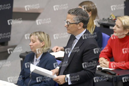 4. Sitzung des Deutschen Bundestages in Berlin