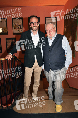 Theaterpremiere 'Nein zum Geld' in München