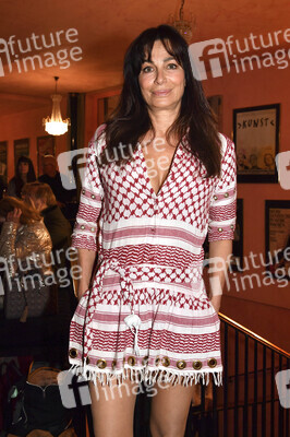 Theaterpremiere 'Nein zum Geld' in München