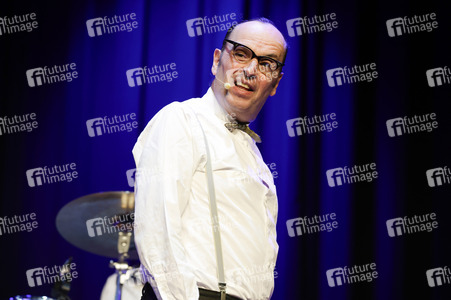 Auftritt von Herbert Knebels Affentheater in Köln