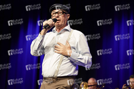 Auftritt von Herbert Knebels Affentheater in Köln