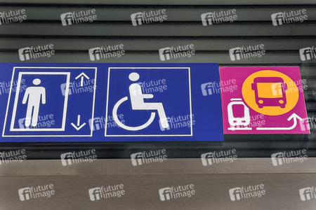 Symbolfoto Schienen-Ersatzverkehr