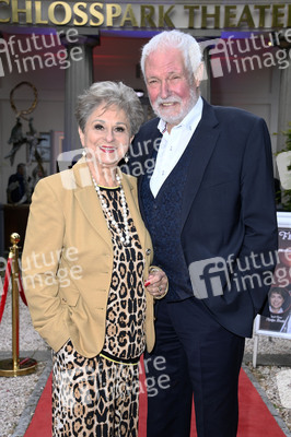 Theaterpremiere 'Fisch sucht Fahrrad' in Berlin