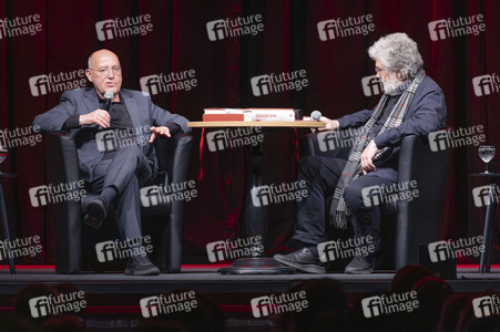 Podiumsgespräch mit Gregor Gysi und Hans-Dieter Schütt in Bautzen