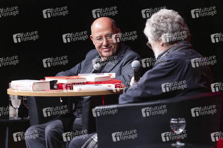 Podiumsgespräch mit Gregor Gysi und Hans-Dieter Schütt in Bautzen