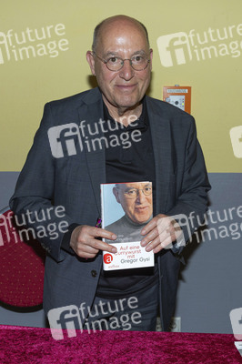 Podiumsgespräch mit Gregor Gysi und Hans-Dieter Schütt in Bautzen