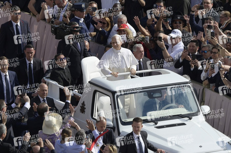 Amtseinführung von Papst Leo XIV. in der Vatikanstadt