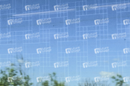 Symbolfoto Mobilfunkempfang im Zug