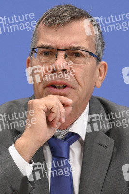 Bundespressekonferenz 'Report Globale Flucht 2025' in Berlin