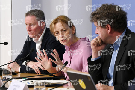 Pressekonferenz Jahresbericht 2024 von jugendschutz.net in Berlin