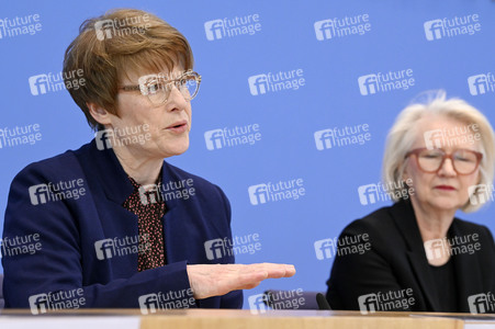 Bundespressekonferenz zur Vorstellung des Frühjahrsgutachten 2025 in Berlin