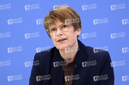 Bundespressekonferenz zur Vorstellung des Frühjahrsgutachten 2025 in Berlin