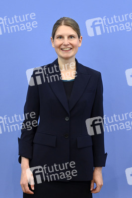Bundespressekonferenz Vorstellung Gutachten Arzneimittel in Berlin
