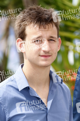 Photocall 'L'homme qui a vu l'ours qui a vu l'homme', Cannes Film Festival 2025