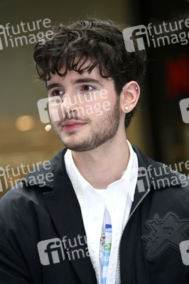 Prominenten-Event 'Der begehbare Kühlschrank' in Berlin