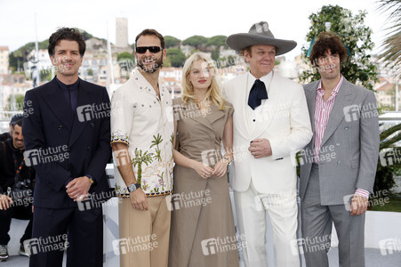 Photocall 'Heads or Tails?', Cannes Film Festival 2025