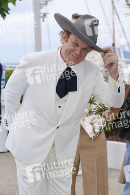 Photocall 'Heads or Tails?', Cannes Film Festival 2025