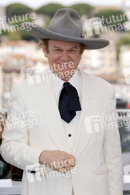 Photocall 'Heads or Tails?', Cannes Film Festival 2025