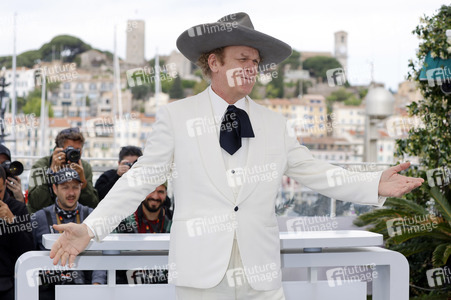 Photocall 'Heads or Tails?', Cannes Film Festival 2025