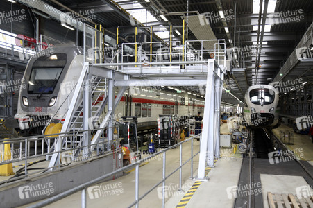 Vorstellung des encore Batteriespeichers im DB ICE-Werk in Leipzig