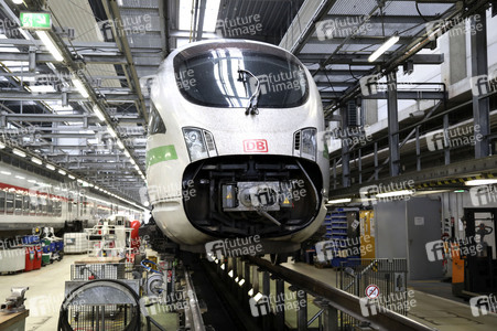 Vorstellung des encore Batteriespeichers im DB ICE-Werk in Leipzig