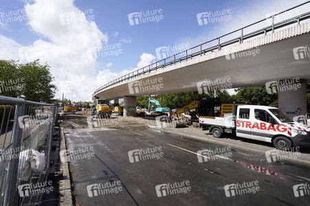 Abriss der kaputten Wuhlheide-Brücke in Berlin