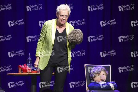 Auftritt von Lioba Albus in Unna