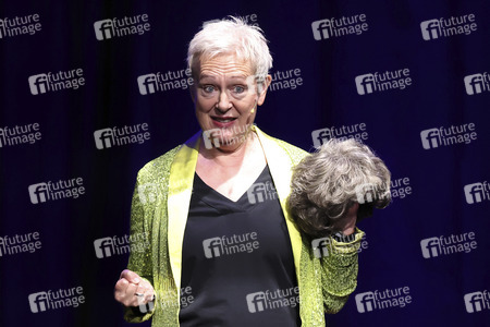 Auftritt von Lioba Albus in Unna