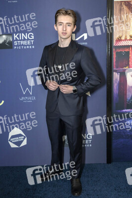 Fimpremiere 'Worth the Wait' in West Hollywood