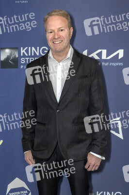 Fimpremiere 'Worth the Wait' in West Hollywood