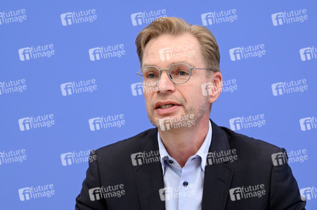 Bundespressekonferenz 'Ergebnisse zur Bürgerdebatte gerechte Steuern und Finanzen' in Berlin