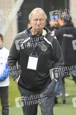 Benefiz-Fußballspiel 'Kicken mit Stars' in Hannover